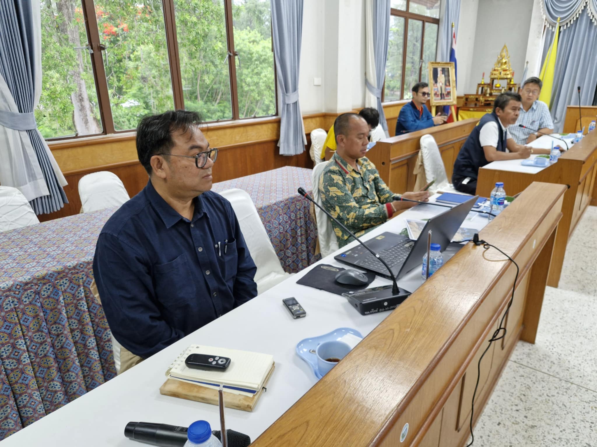 ผู้บริหารของคณะฯ เข้าร่วมประชุมเสนอแนวทางป้องกันการกัดเซาะชายฝั่งหาดราไวย์ จังหวัดภูเก็ต