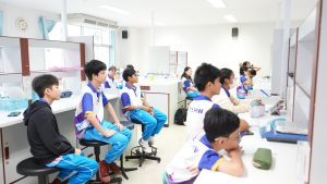 คณะเทคโนโลยีและสิ่งแวดล้อม จัดโครงการค่ายวิทยาศาสตร์ เทคโนโลยี และสิ่งแวดล้อม สำหรับนักเรียนระดับมัธยมศึกษาตอนต้น โรงเรียนภูเก็ตวิทยาลัย