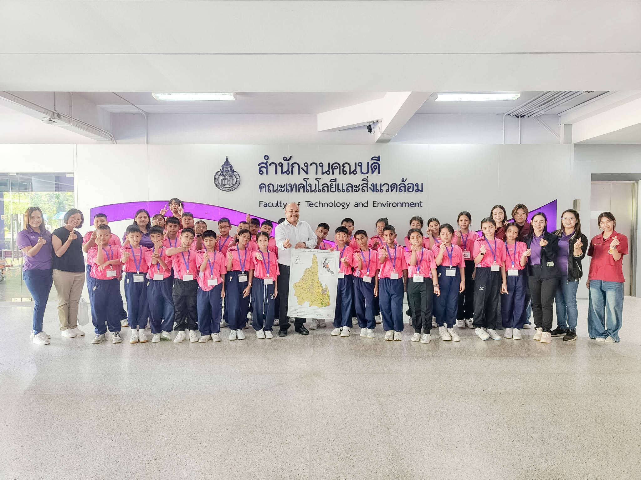 คณะเทคโนโลยีและสิ่งแวดล้อม จัดโครงการส่งเสริมทักษะด้านวิทยาศาสตร์และเทคโนโลยี สำหรับนักเรียนระดับชั้นประถมศึกษาปีที่ 4 โรงเรียนเทศบาลวัดชัยชุมพล 